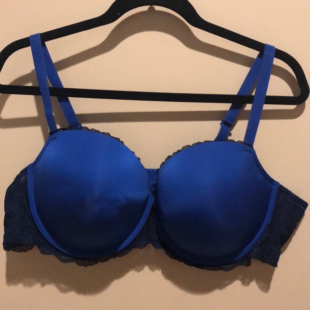 torrid Cobalt blue bra.